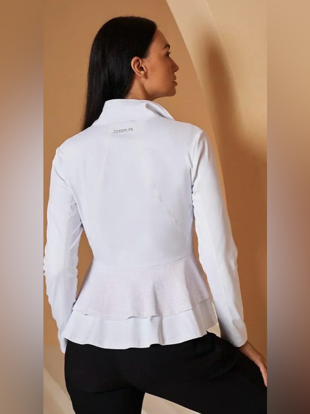 More Than Basic Ruffle Golf Jacket Sun Protection - Picture 4 of 4